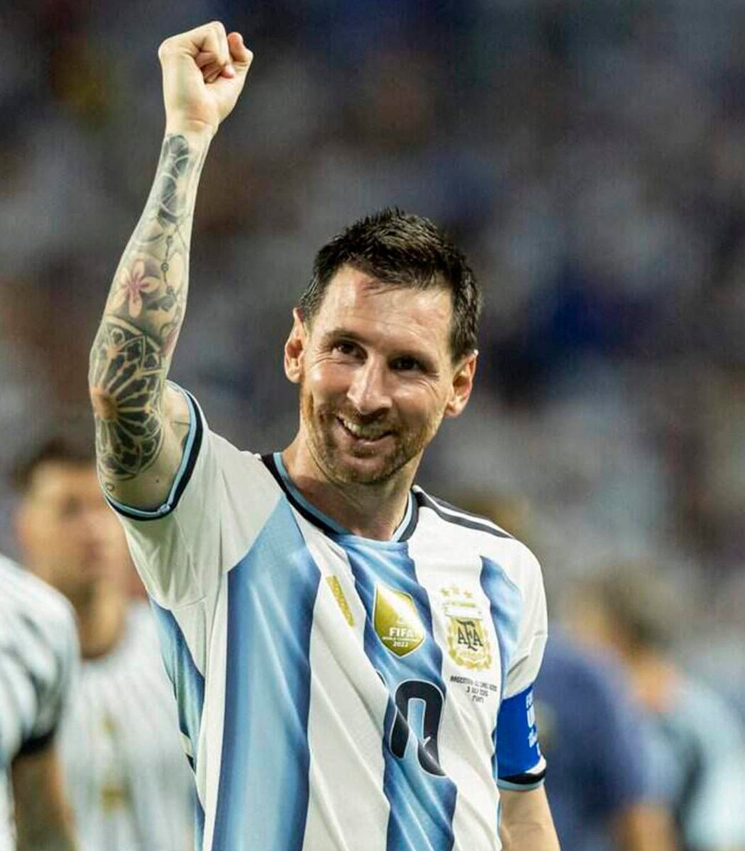 Vozinha Messi World Cup moment (photo 2 of 2)