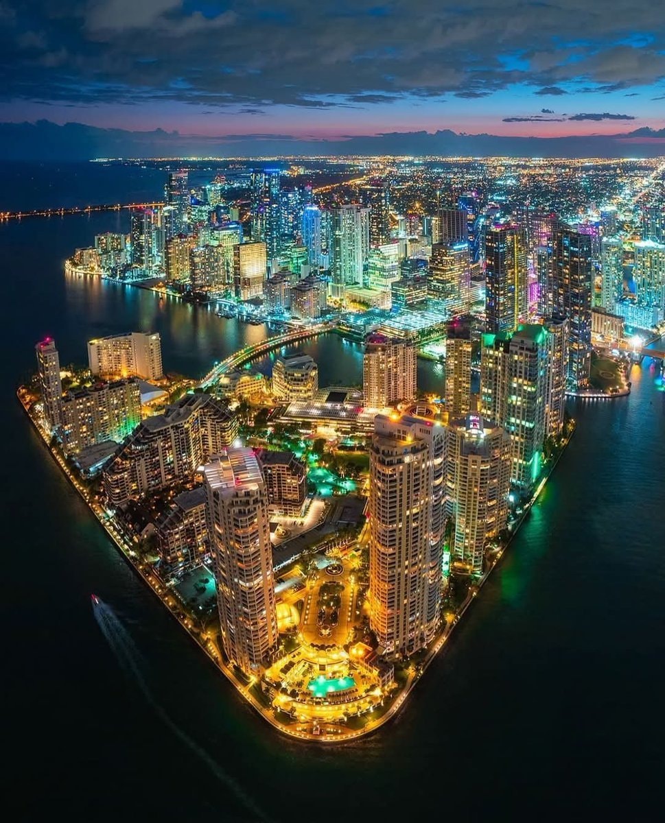 Miami Florida at night Miami Florida at night