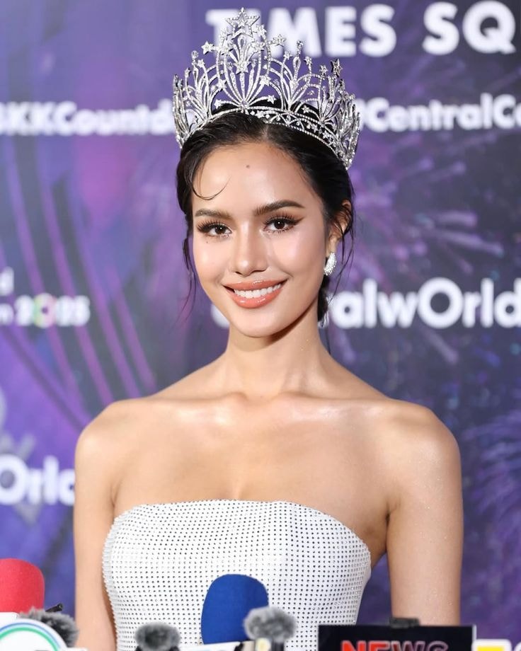 India Venezuela Miss World Wins 👸🏻 (photo 2 of 2)