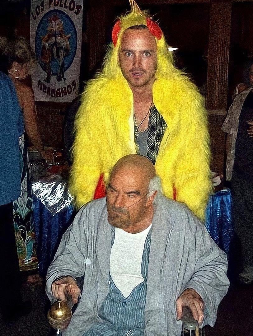 Breaking Bad cast wrap tradition (photo 2 of 3)
