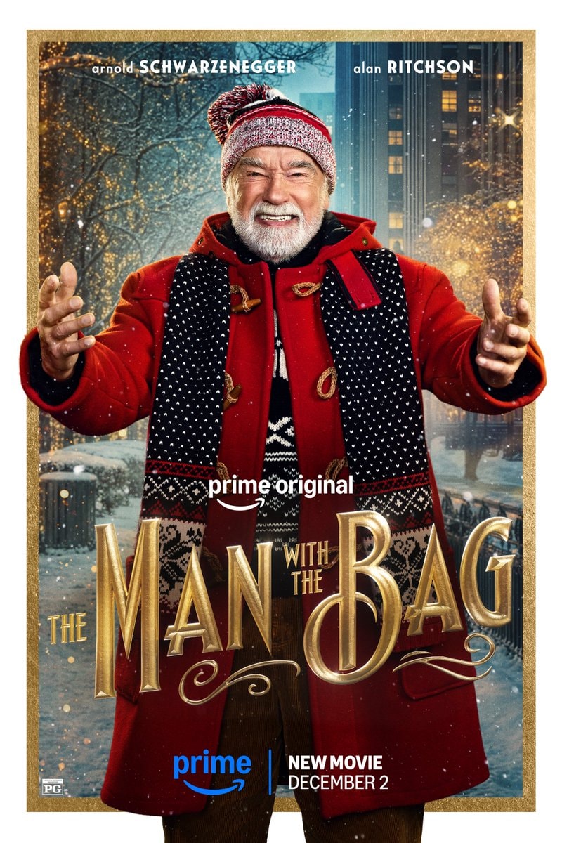 THE MAN WITH THE BAG Arnold Schwarzenegger Santa