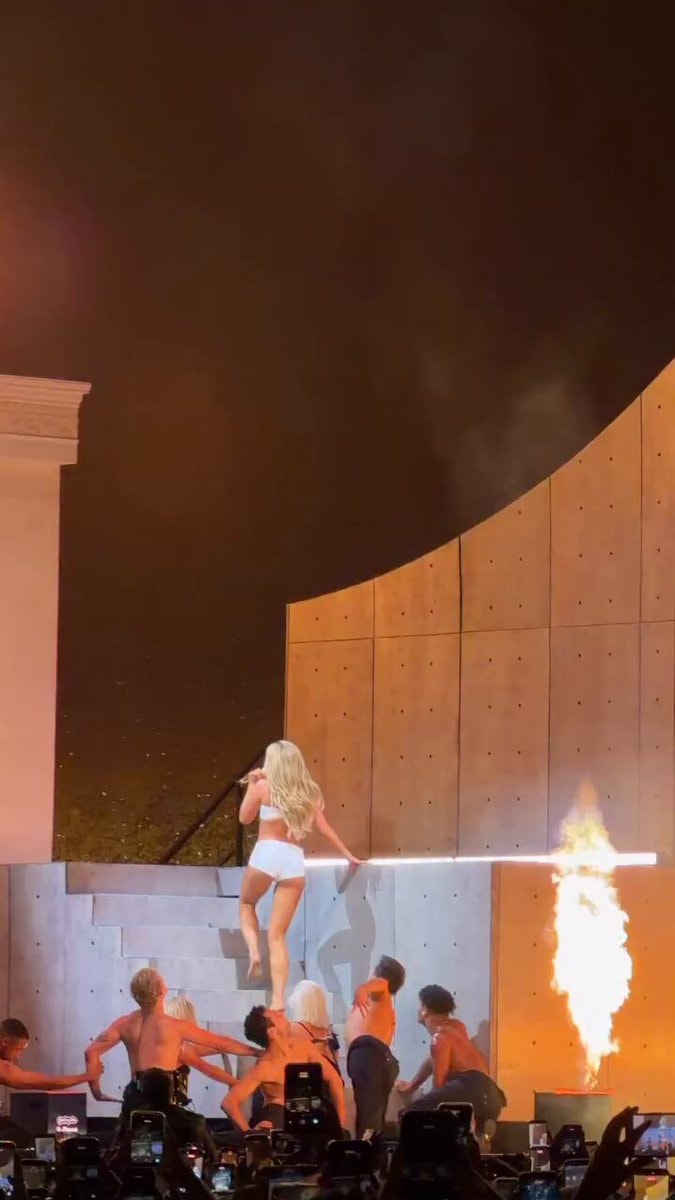 Tate McRae Britney Spears energy Tate McRae Britney Spears energy
