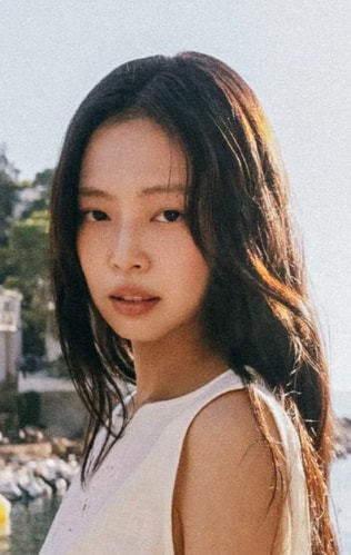 Jennie Heaven Global Spotify #150 (photo 2 of 2)