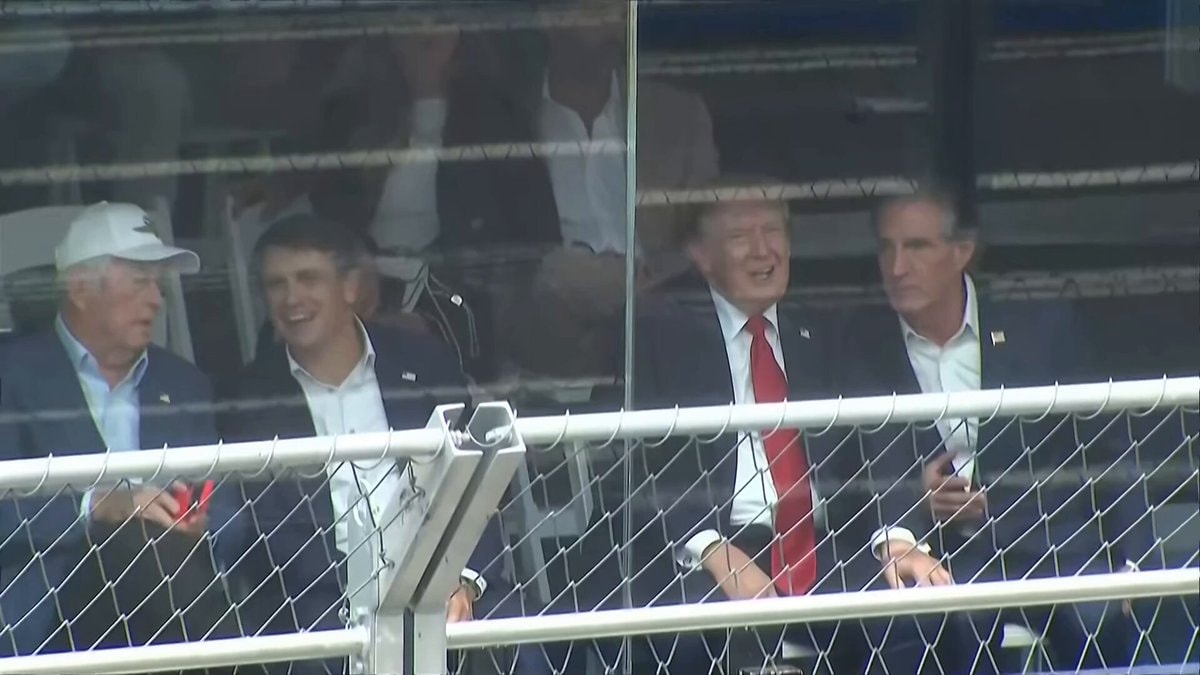 Trump Burgum Blanche stadium moment