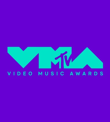 Jisoo Zayn Eyes Closed VMA nomination (photo 2 of 2)