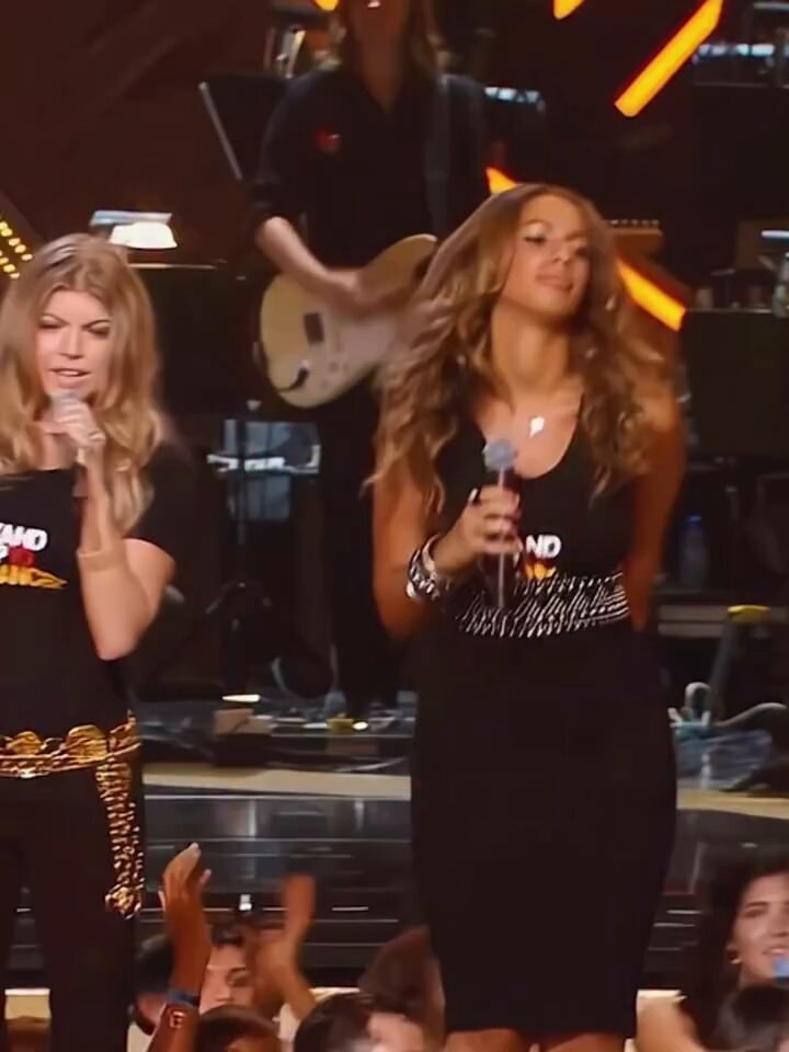 Artists Stand Up to Cancer Just Stand Up!