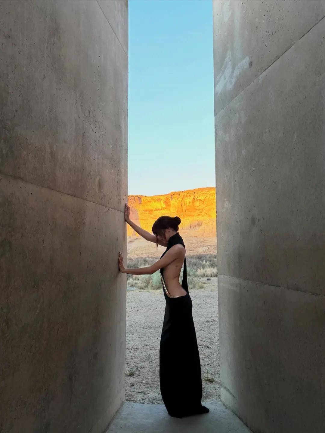 Lisa Utah shoot black halter dress (photo 4 of 4)