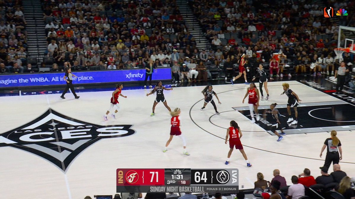 Sophie Cunningham deep three