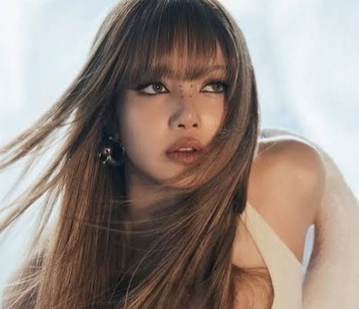 k-Pop artists releasing new music (photo 2 of 4)