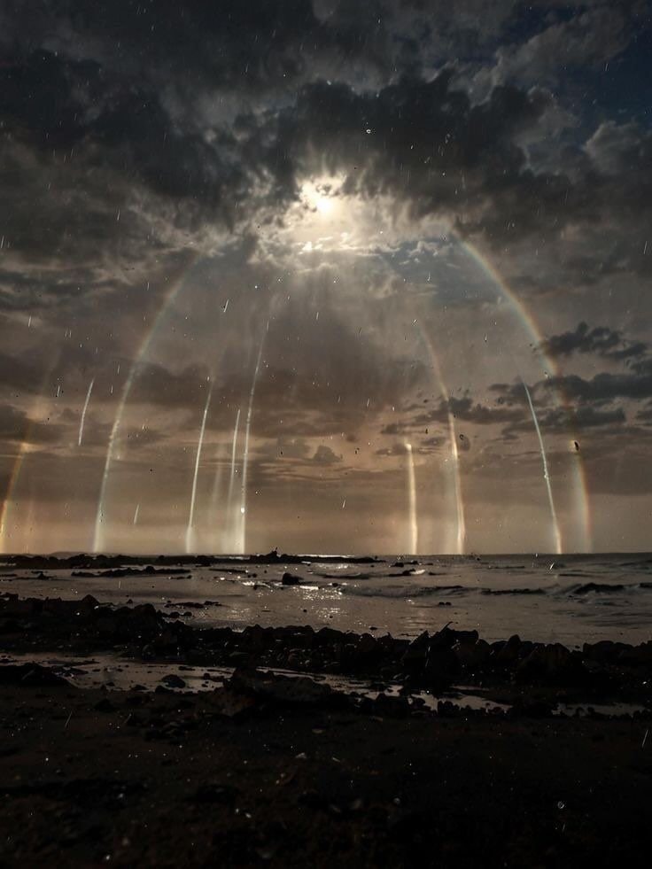 light pillars beach night (photo 3 of 3)