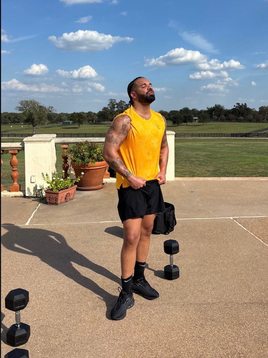Drake new photo