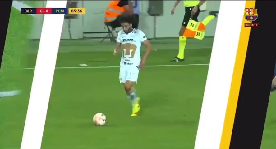 Chino Huerta retires Frenkie de Jong