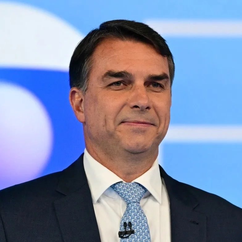 Senator Flávio Bolsonaro travel update