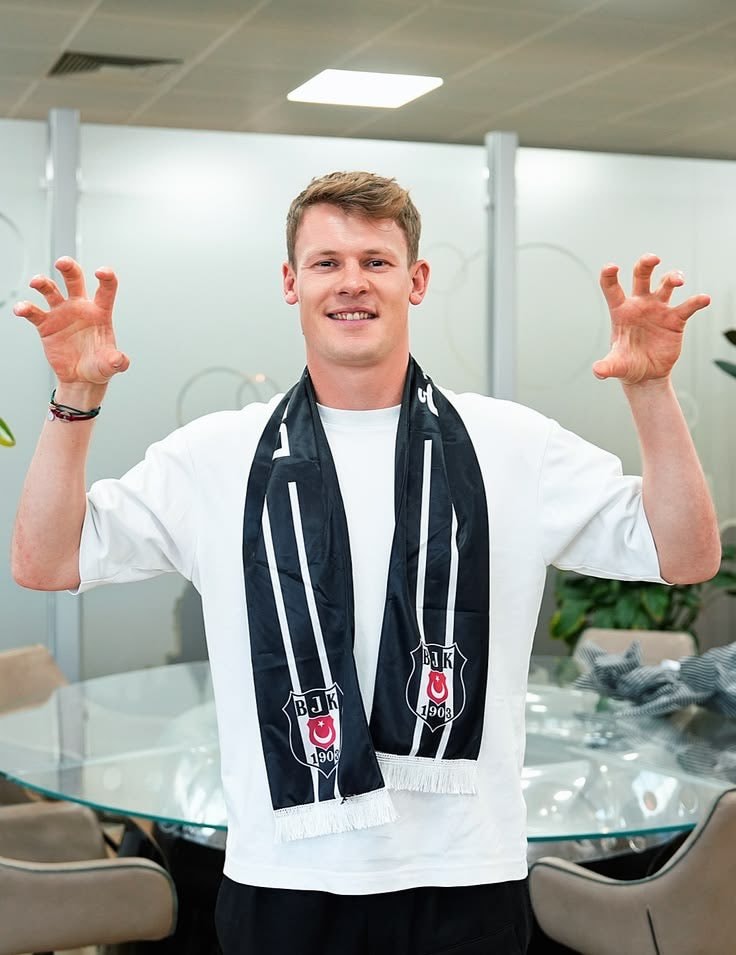 Alexander Nübel explores Istanbul