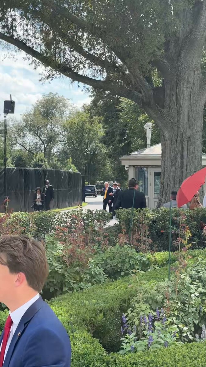 president trump white house tour