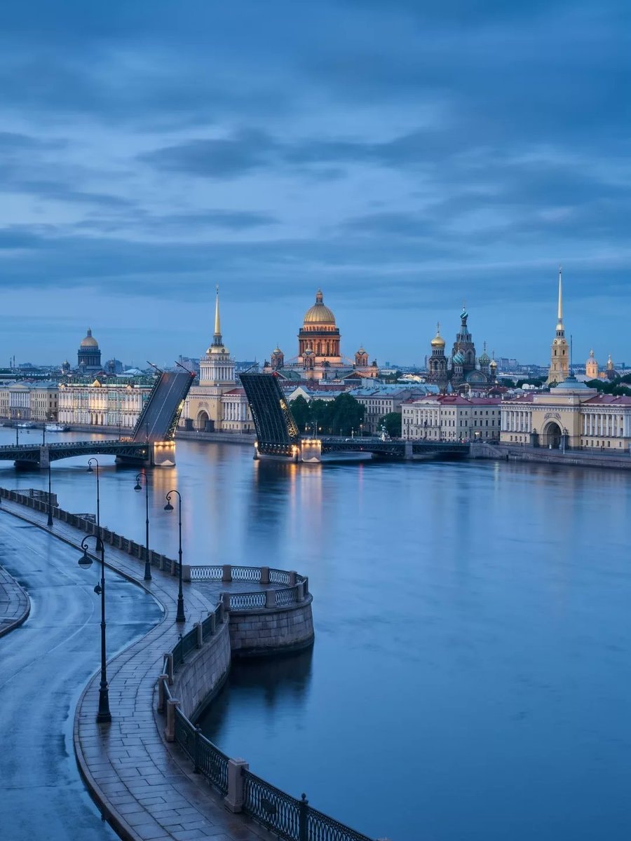 Saint Petersburg Russia aerial view (photo 2 of 3)
