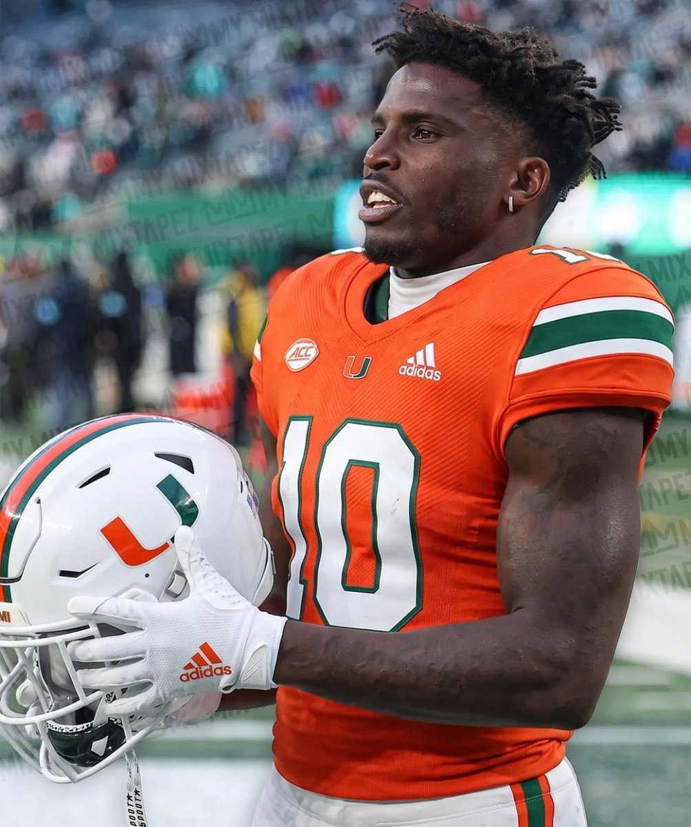 NFL player college football return