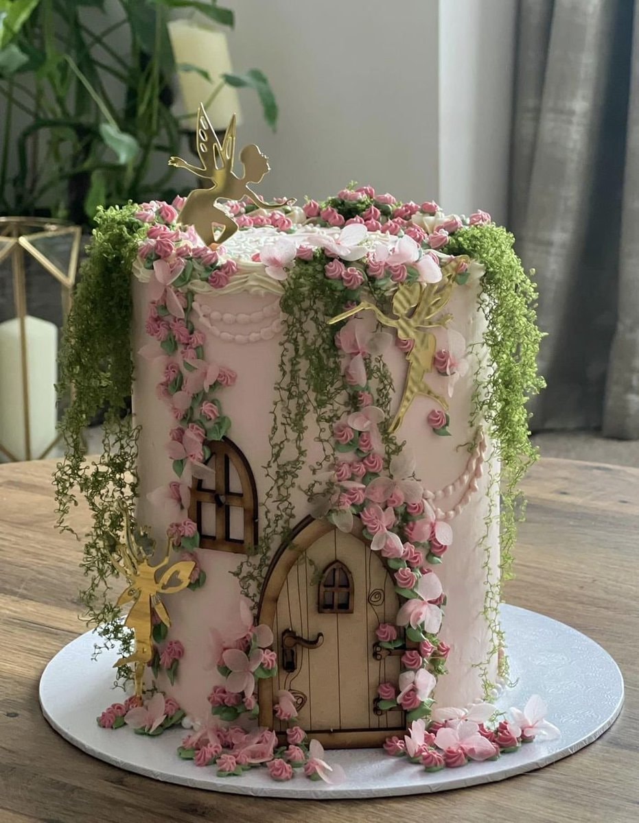 fairy cake by Nazira Kabir (photo 2 of 2)
