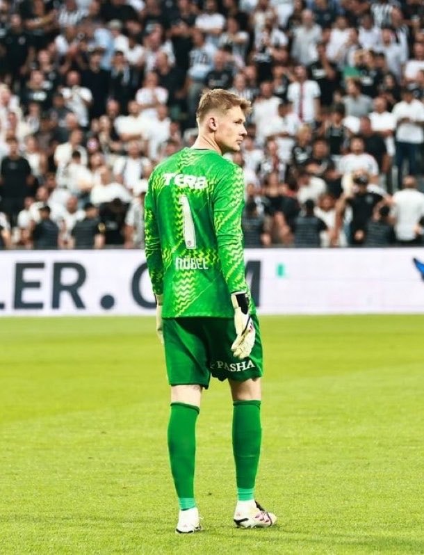 Alexander Nübel on performance and atmosphere