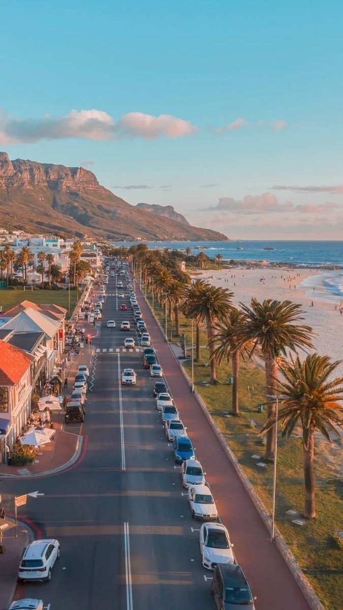 Cape Town South Africa coastline (photo 3 of 4)