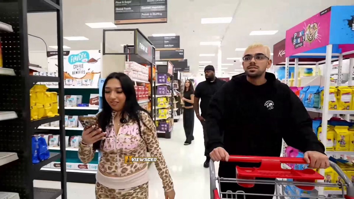 N3ON bathroom break accusation