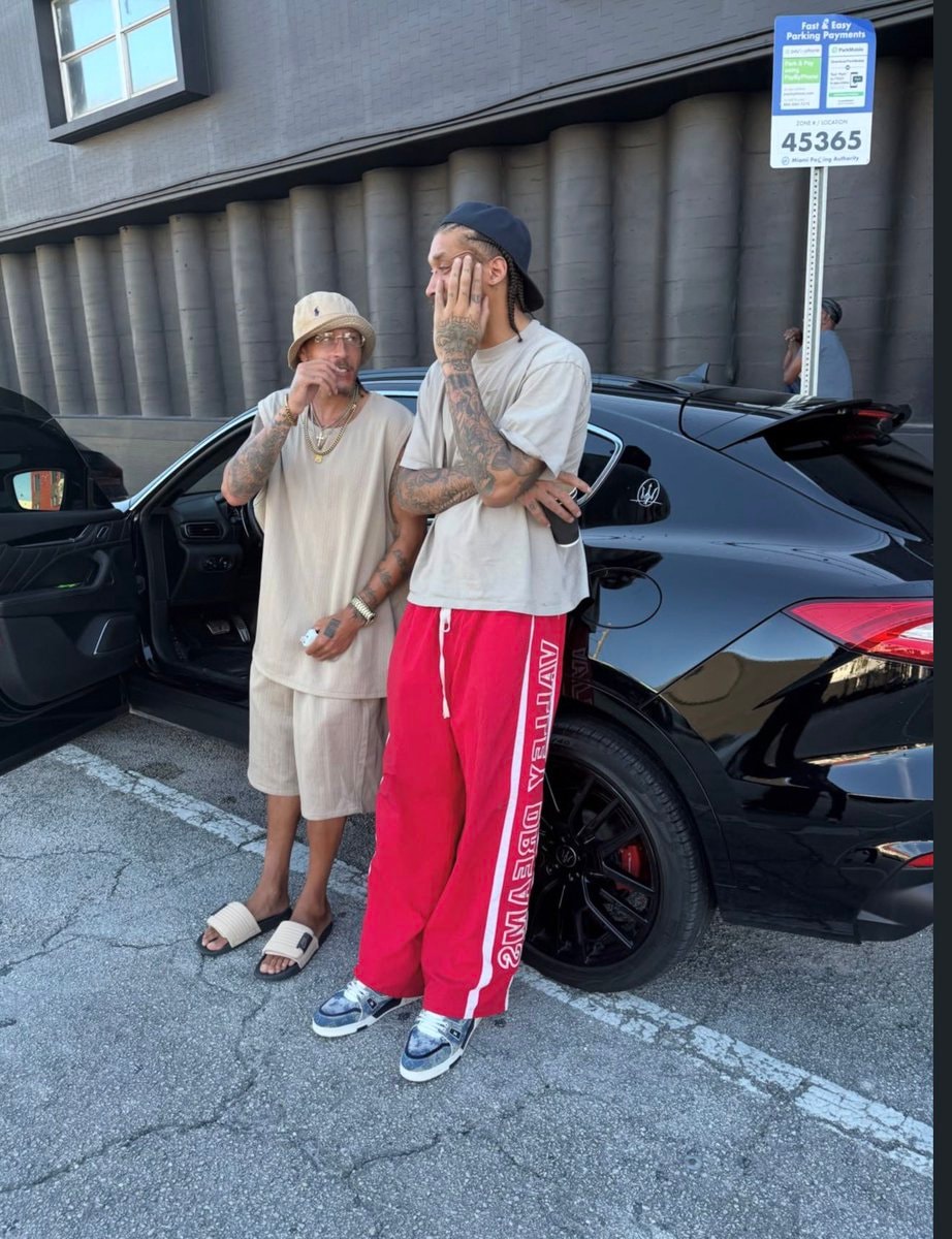 Delonte West Michael Beasley BrandRisk