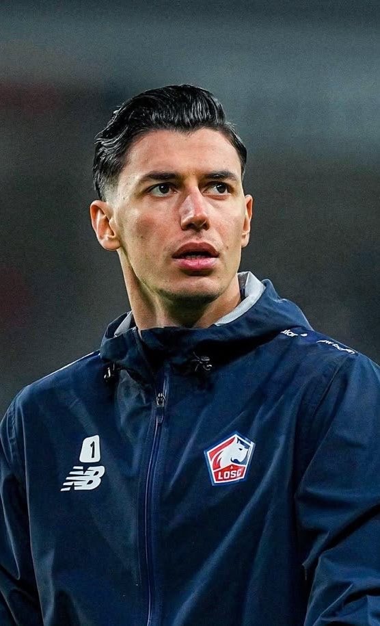 Vincenzo Montella on Berke Özer (photo 2 of 2)
