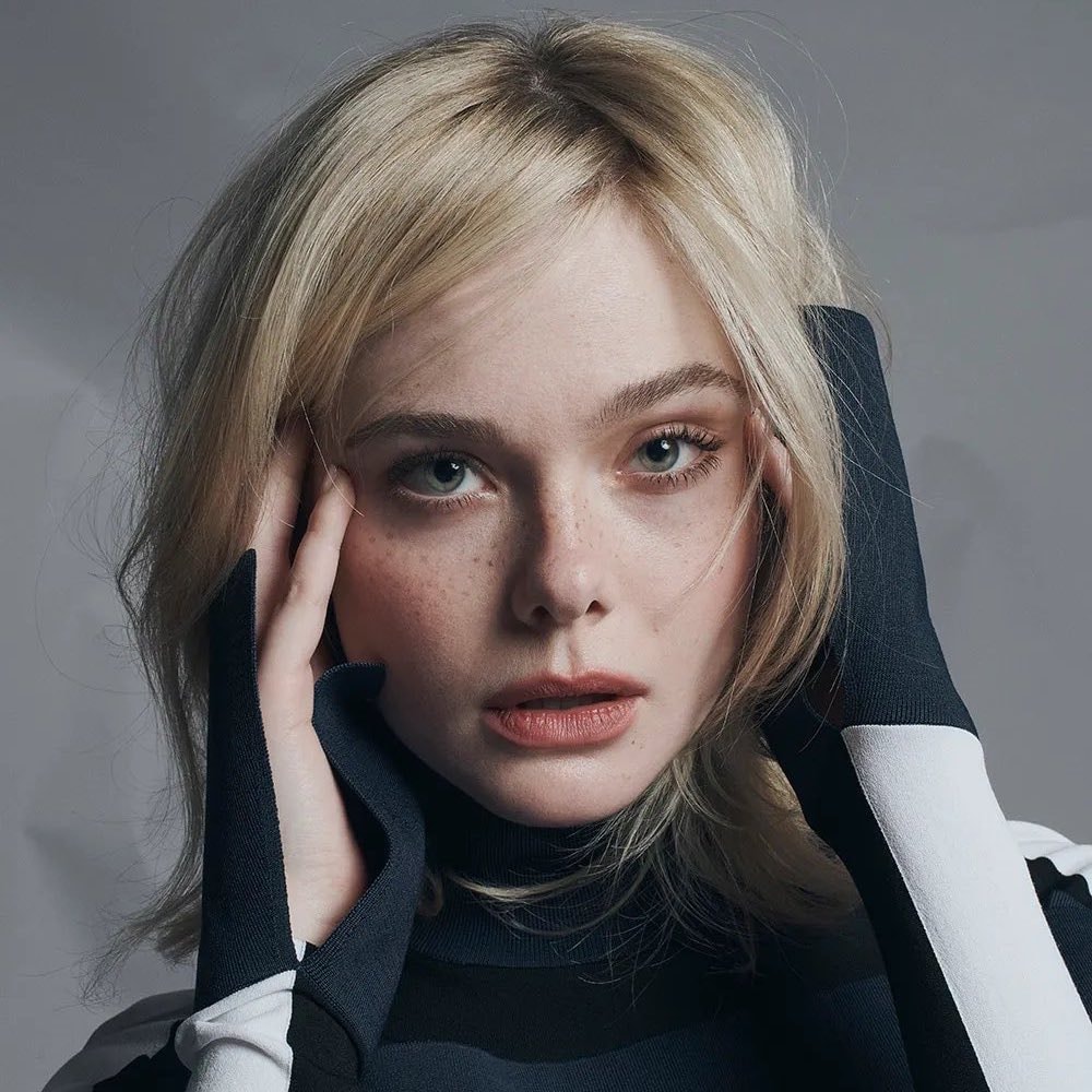 DISCRETION Nicole Kidman Elle Fanning (photo 2 of 2)