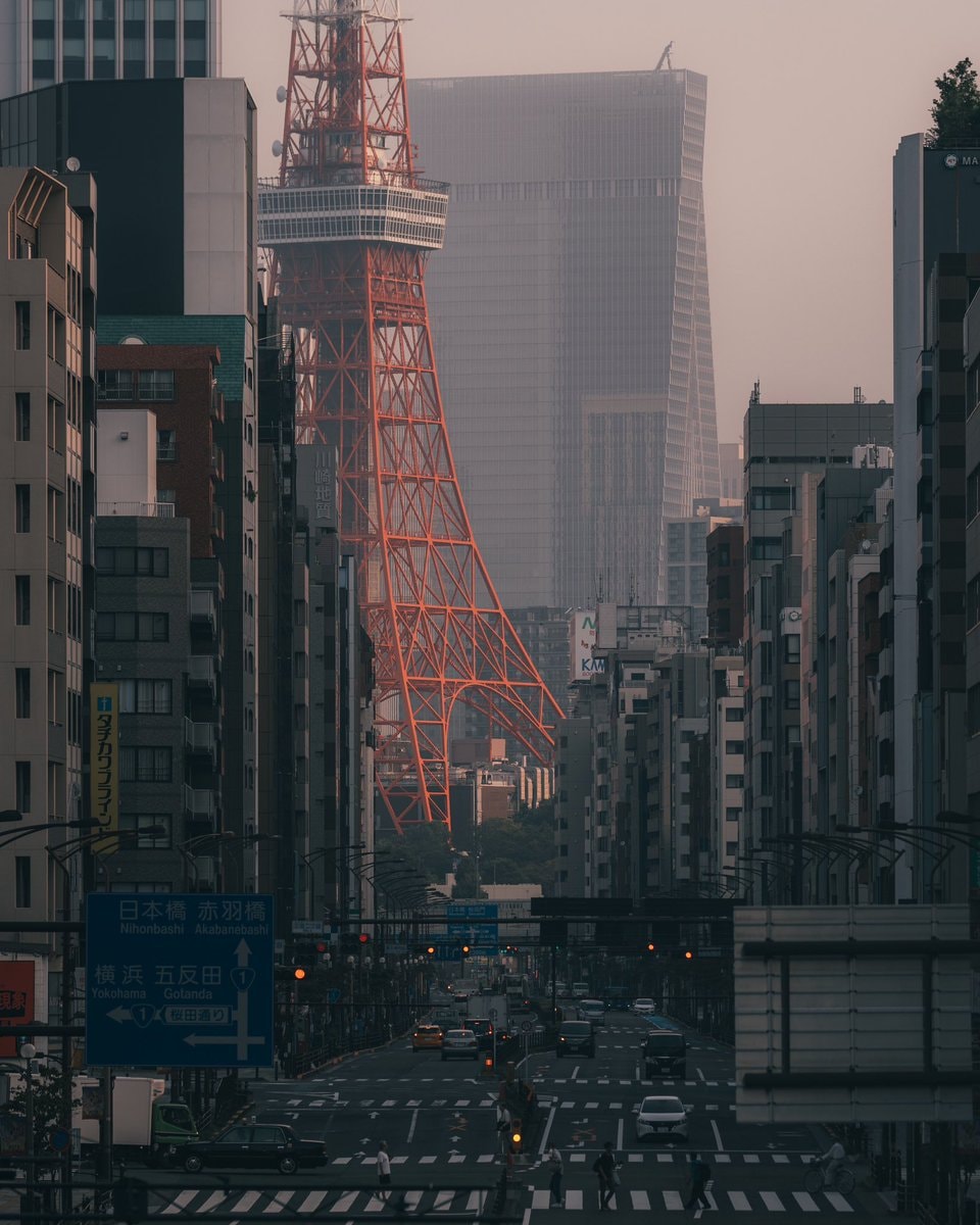 Tokyo Tower scene