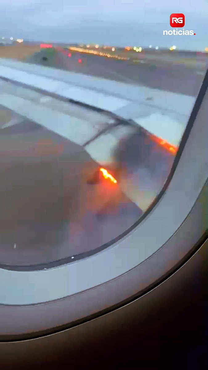 Plane wing fire at Jorge Chávez Airport Lima