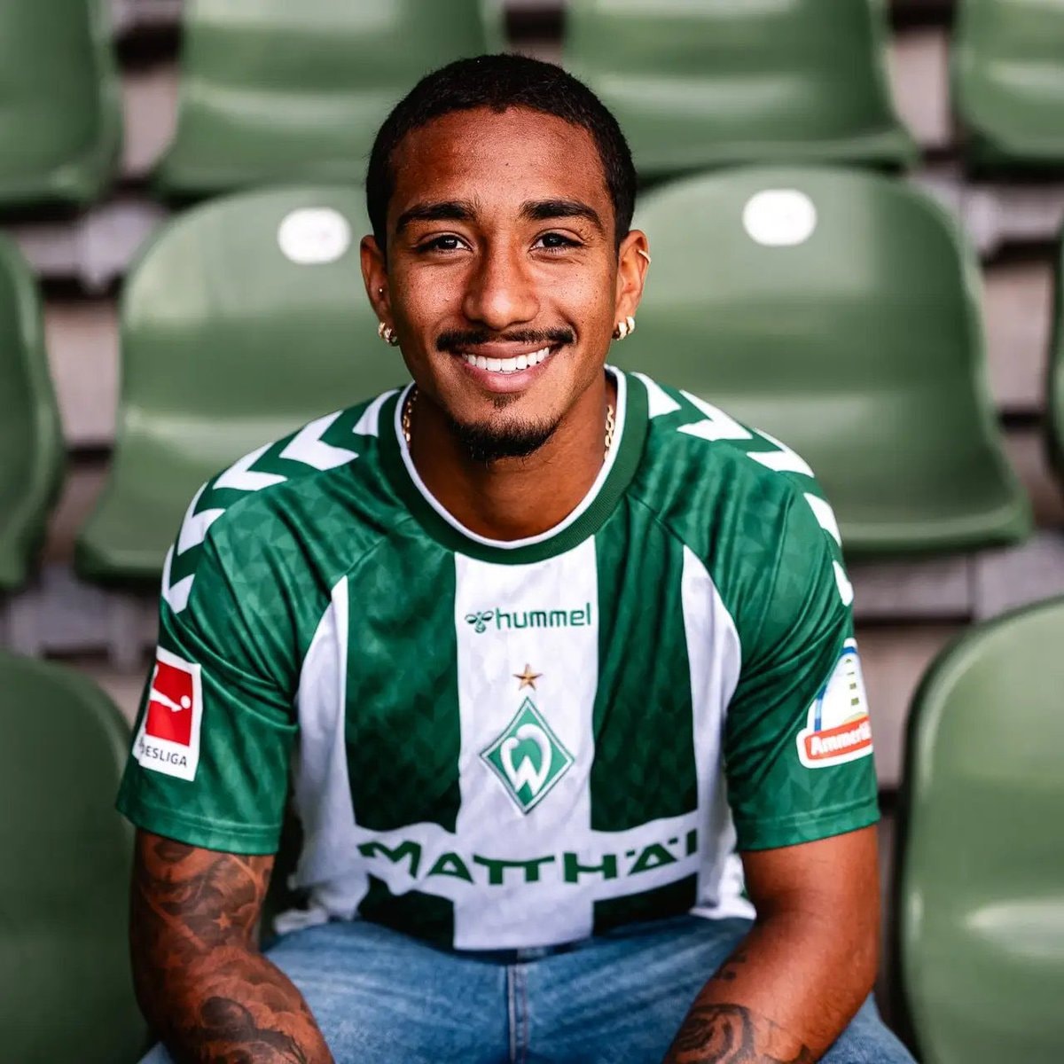 Arthur Werder Bremen debut stats