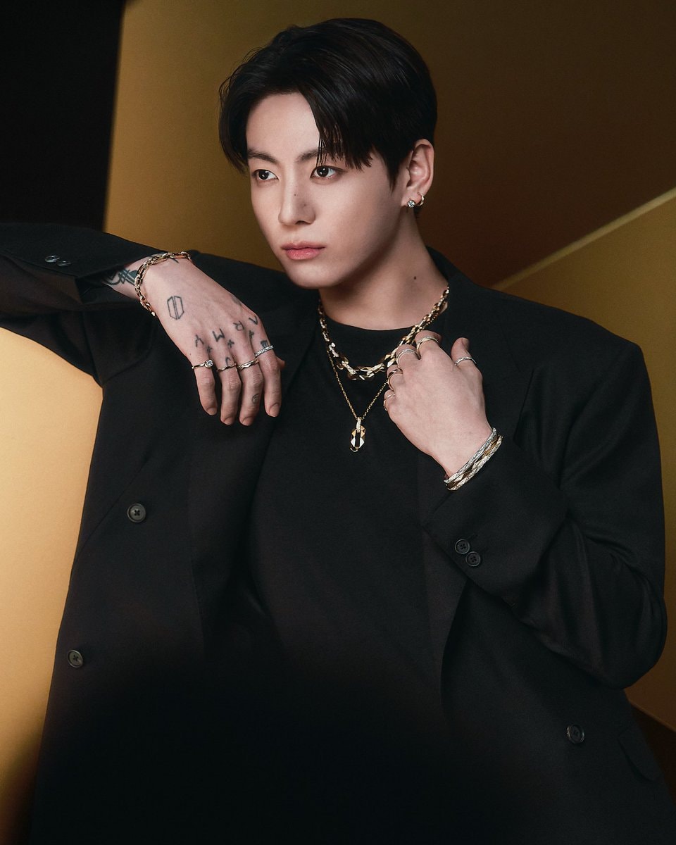 Jungkook Graff photos (photo 2 of 2)
