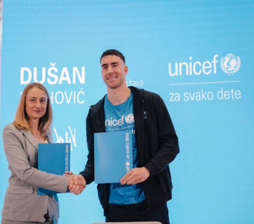 Dusan Vlahovic Beşiktaş UNICEF deal (photo 2 of 2)
