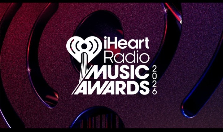 Taylor Swift Best Pop Album iHeartAwards (photo 2 of 2)