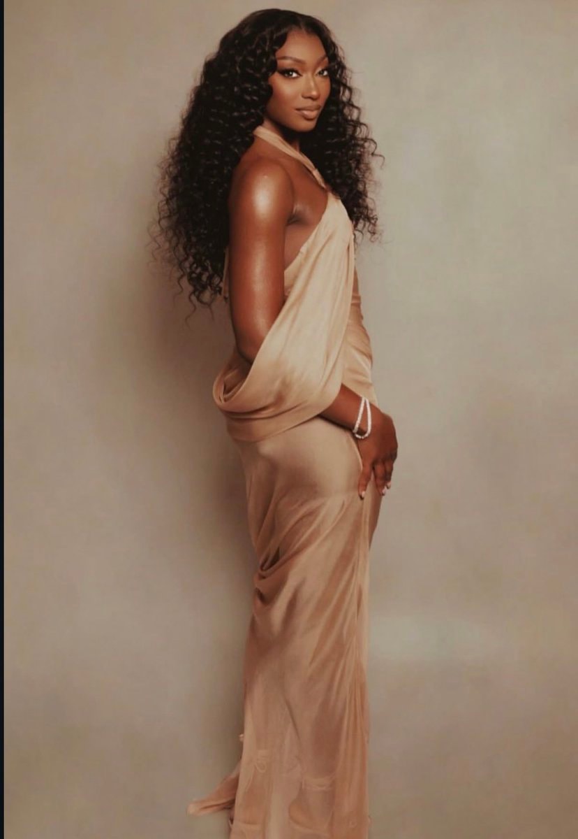 Aniya Harvey for Ebony Magazine Aniya Harvey for Ebony Magazine