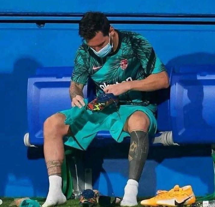 Lionel Messi and the boots he cleaned himself
