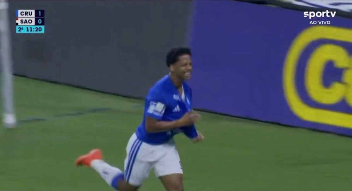zÉ lucas first senior goal cruzeiro