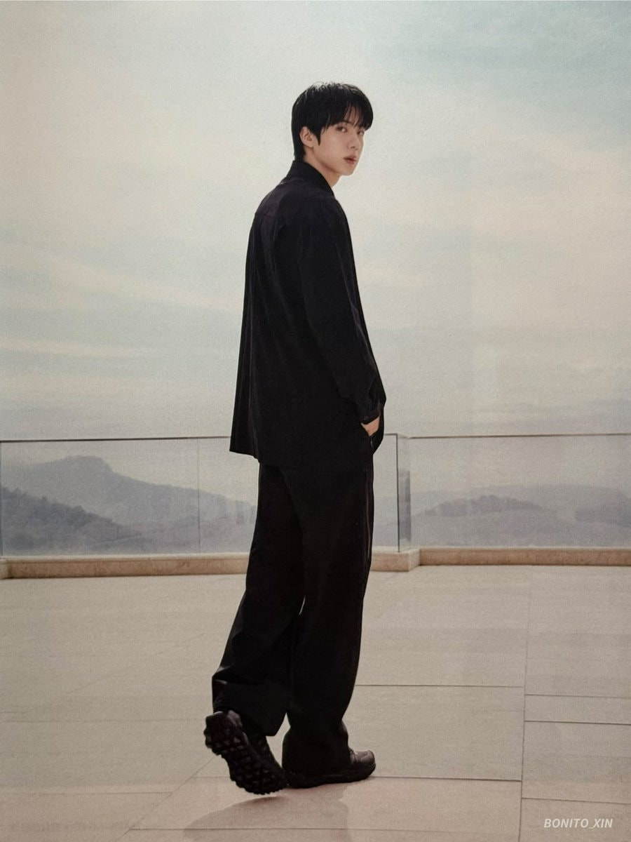 JIN Esquire X Alo photos (photo 2 of 2)