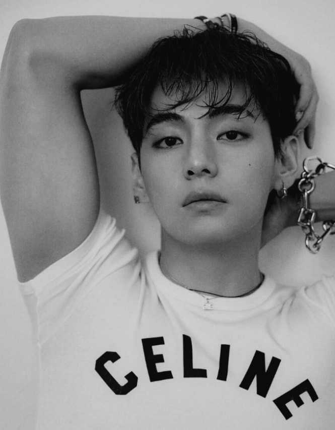 Taehyung W Korea feature (photo 1 of 2)