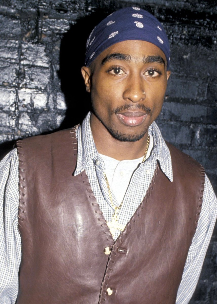 Tupac Shakur portrait (photo 1 of 2)