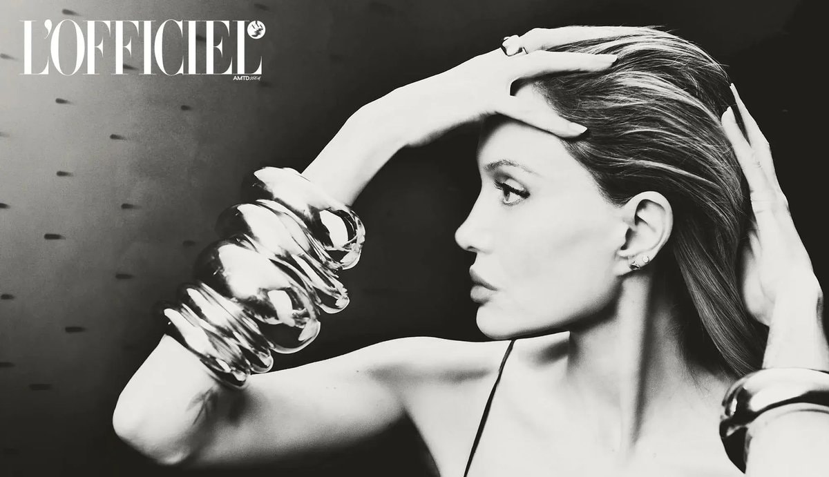 Angelina Jolie Norman Jean Roy L'Officiel USA