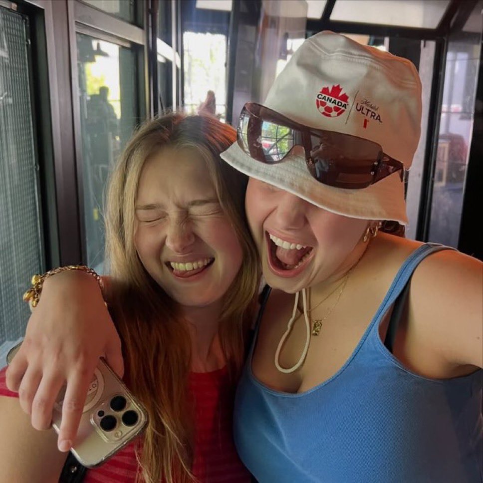 India Fowler and Ella Bright