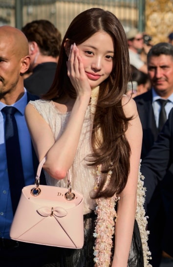 Wonyoung Paris Fashion Week $12M EMV