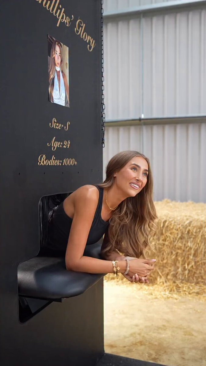 Lily Phillips video greeting