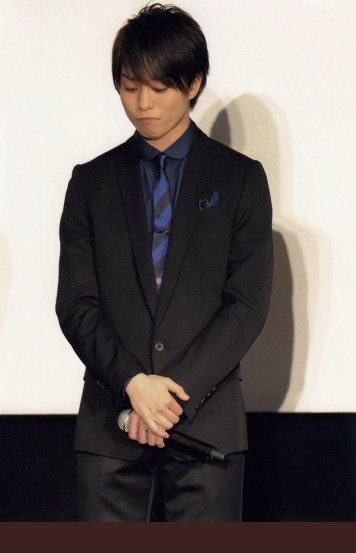 sakurai portrait (photo 4 of 4)