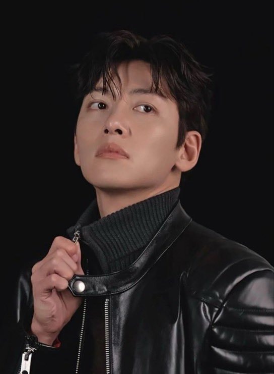 Ji Changwook birthday (photo 1 of 2)