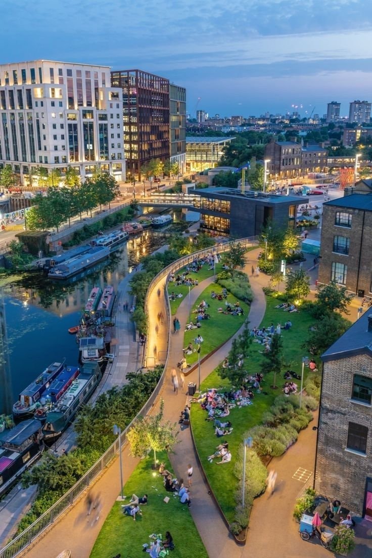 United Kingdom park scene
