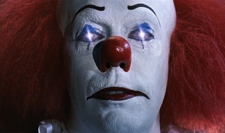 Tim Curry statue (photo 3 of 4)