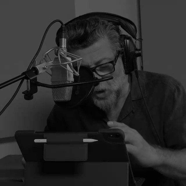 Andy Serkis Gollum LOTR audiobook