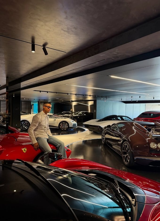 Ronaldo car collection prices